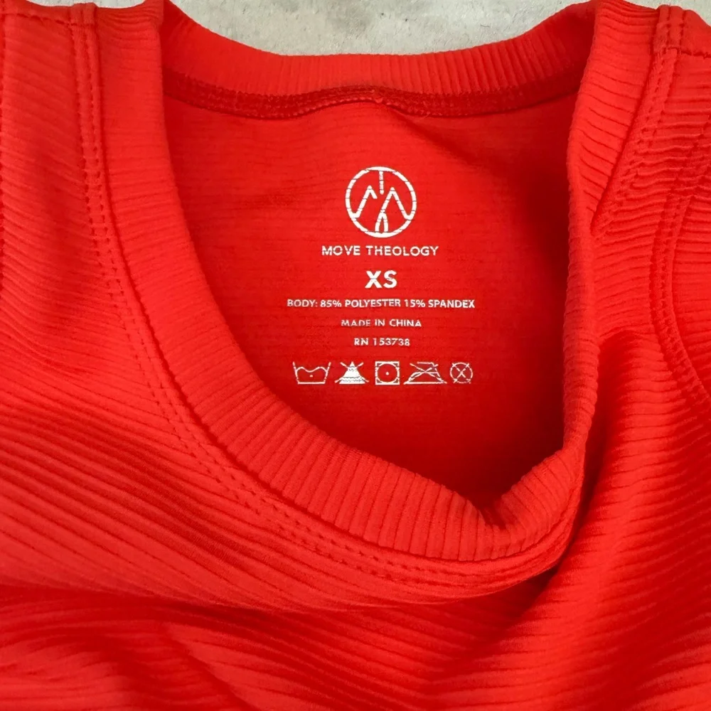 Red Ribbed Gym Tank Top - Picture 5 of 7